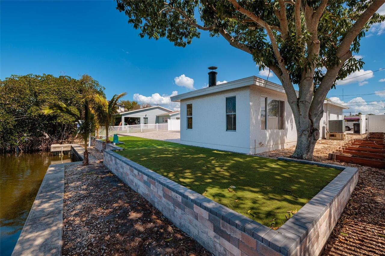 Listing Photo 5