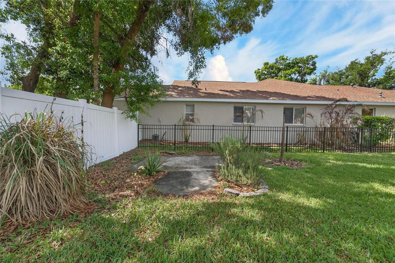 Listing Photo 9
