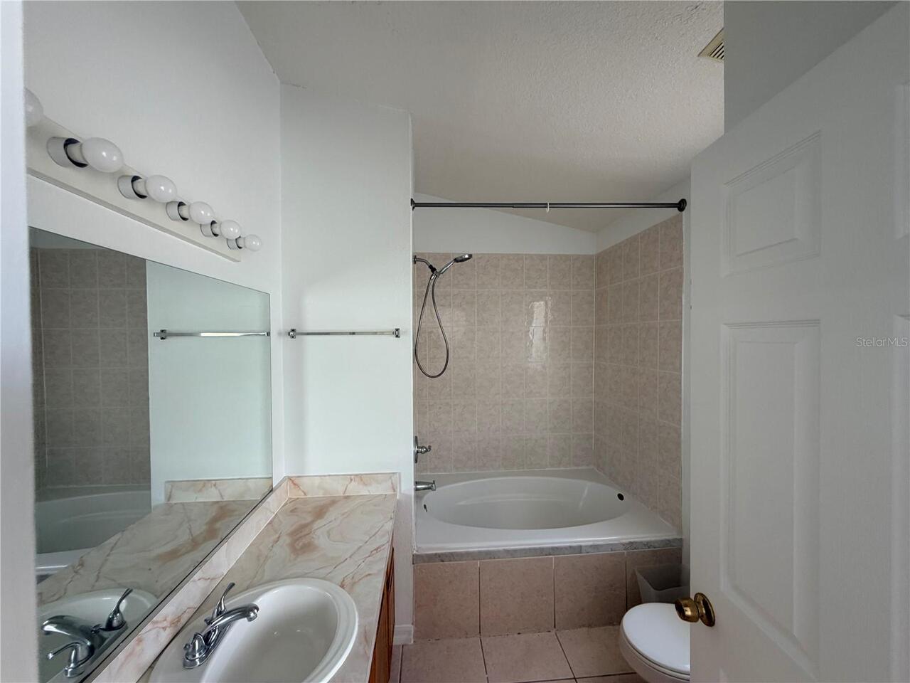 Listing Photo 13