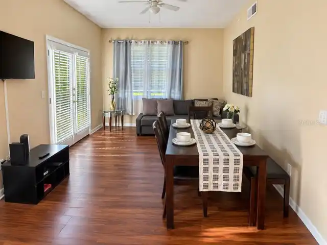 Listing Photo 7