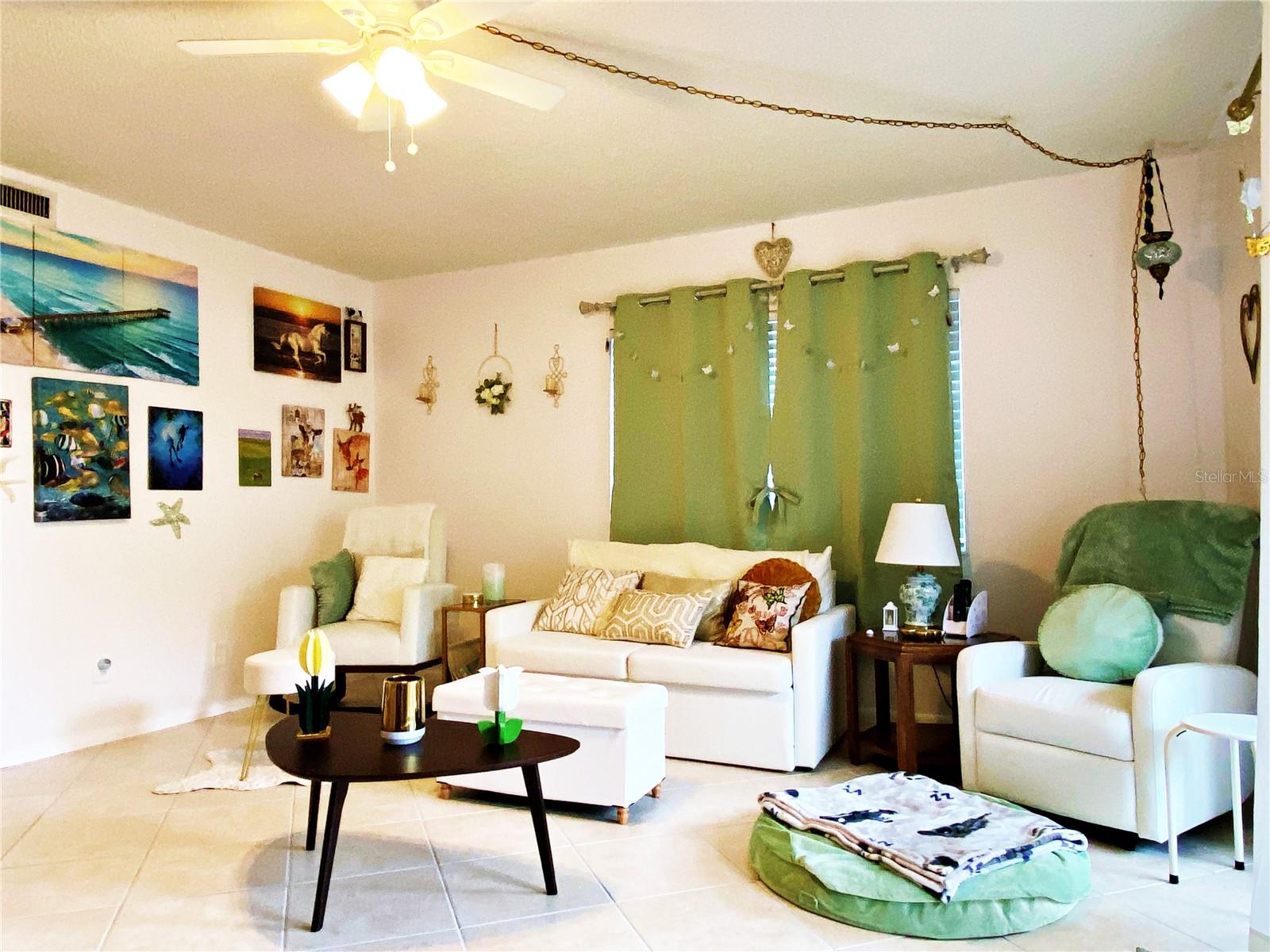 Listing Photo 11