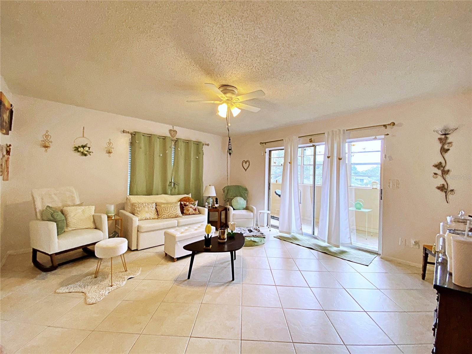 Listing Photo 12