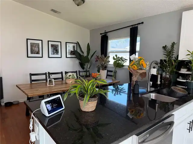 Listing Photo 7