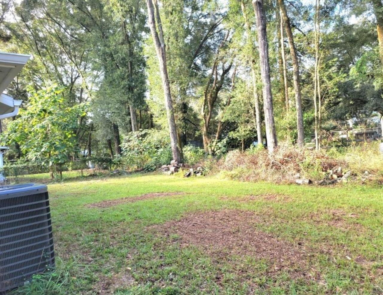 Listing Photo 12