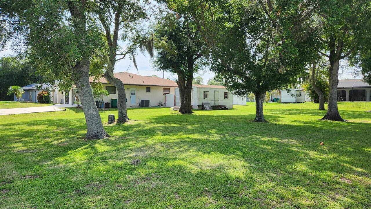 Listing Photo 12