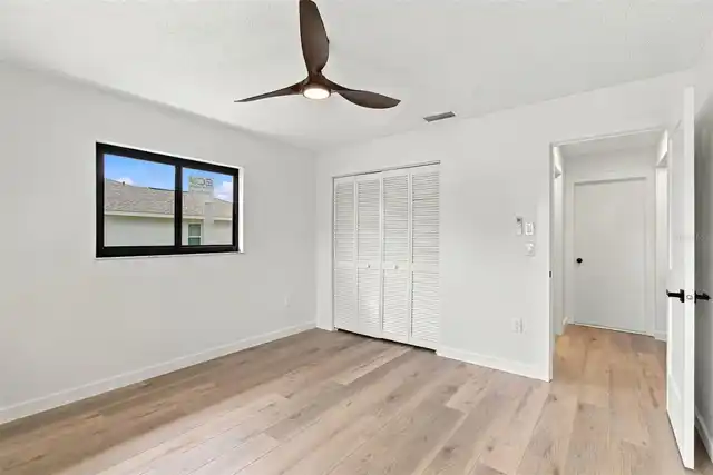Listing Photo 34
