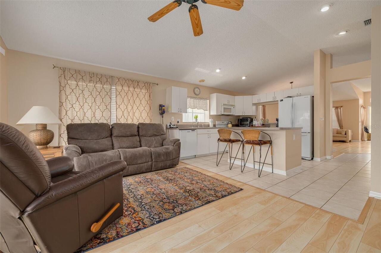 Listing Photo 14