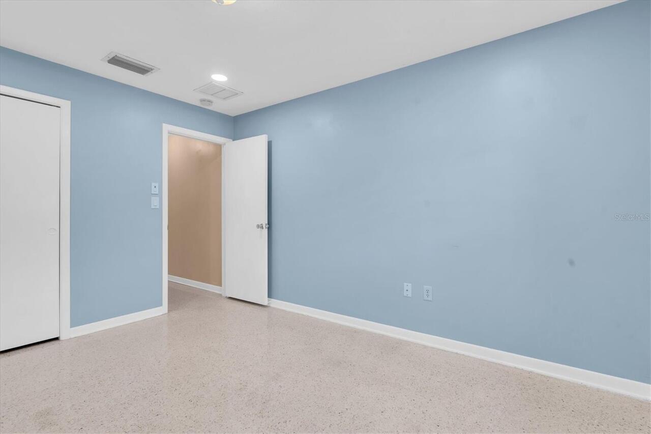 Listing Photo 29