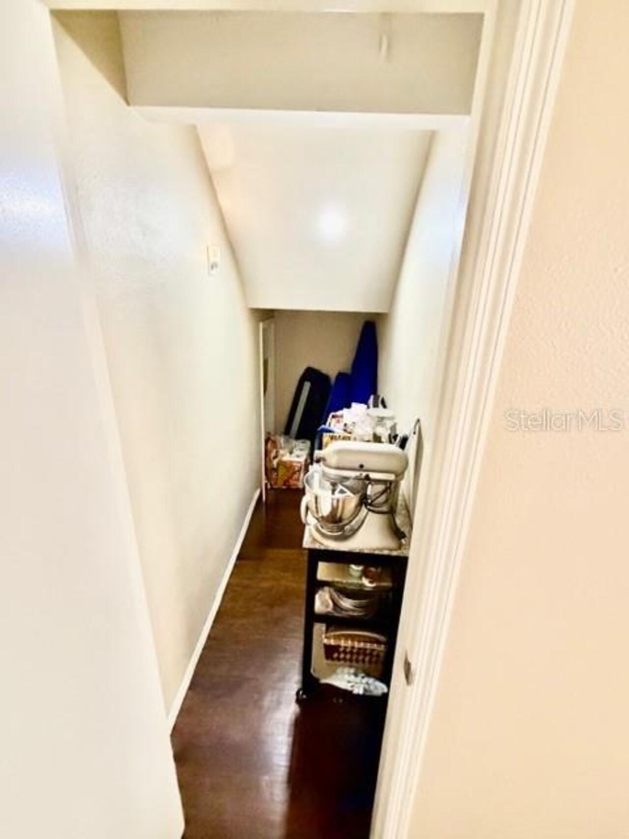 Listing Photo 12