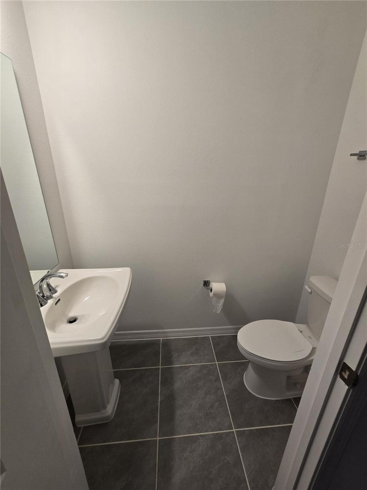 Listing Photo 8