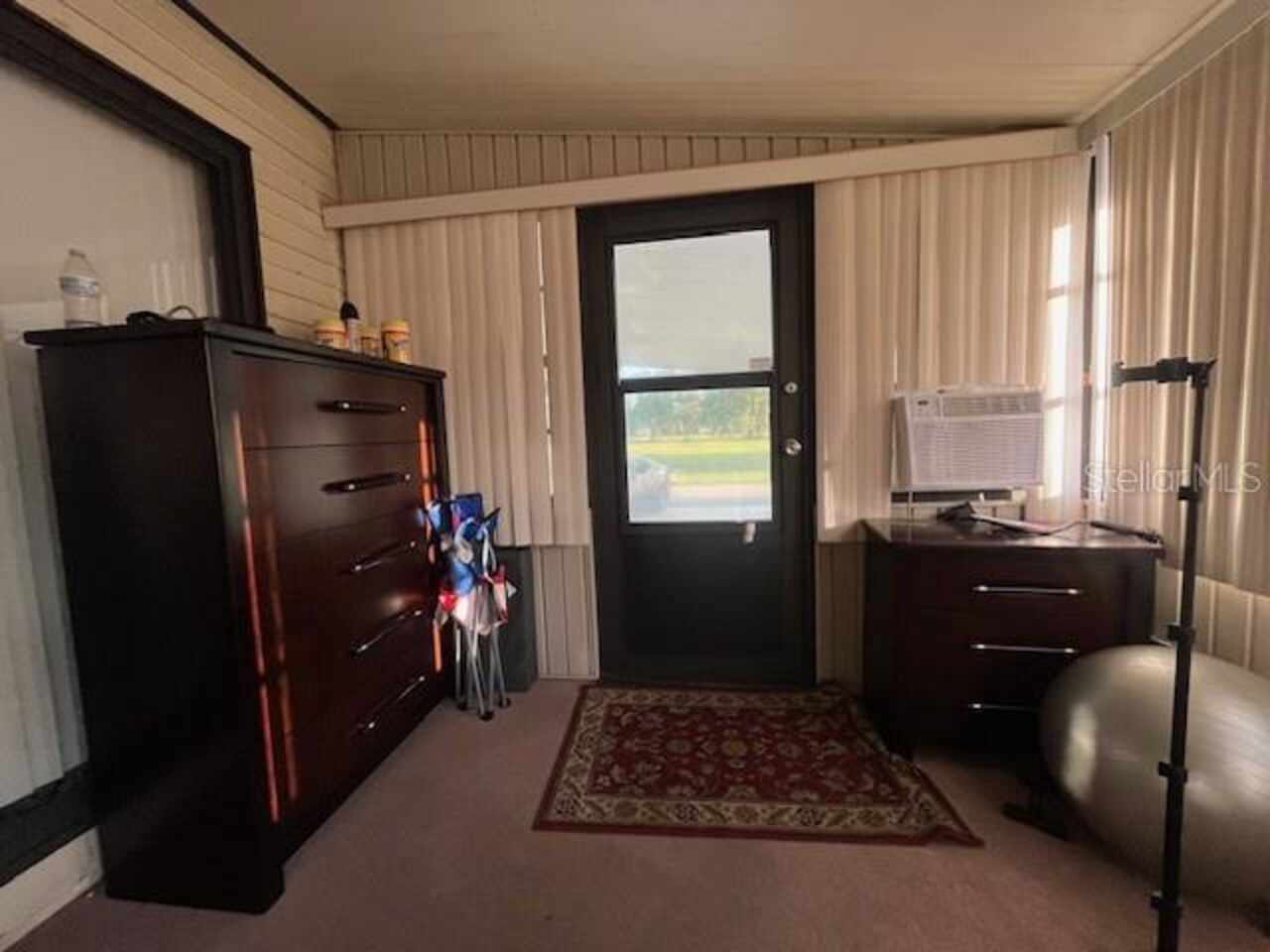 Listing Photo 9