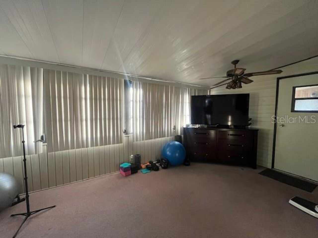 Listing Photo 11