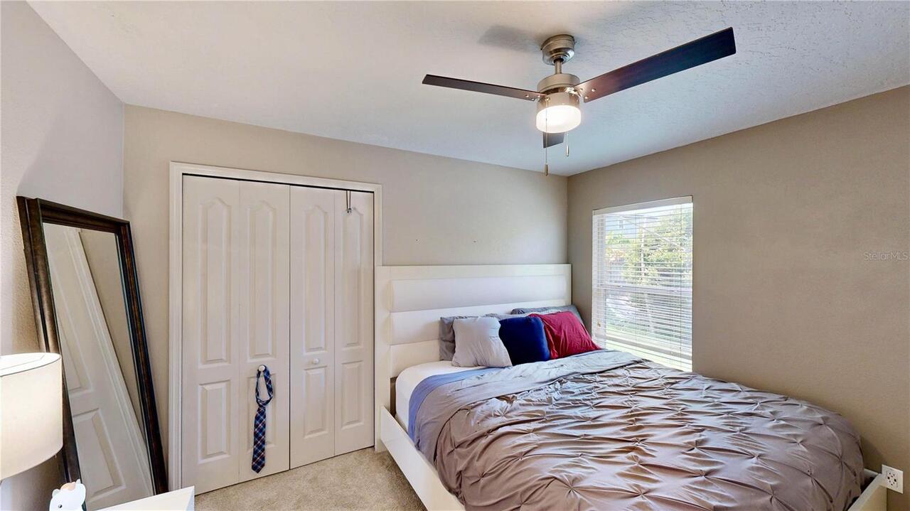 Listing Photo 12