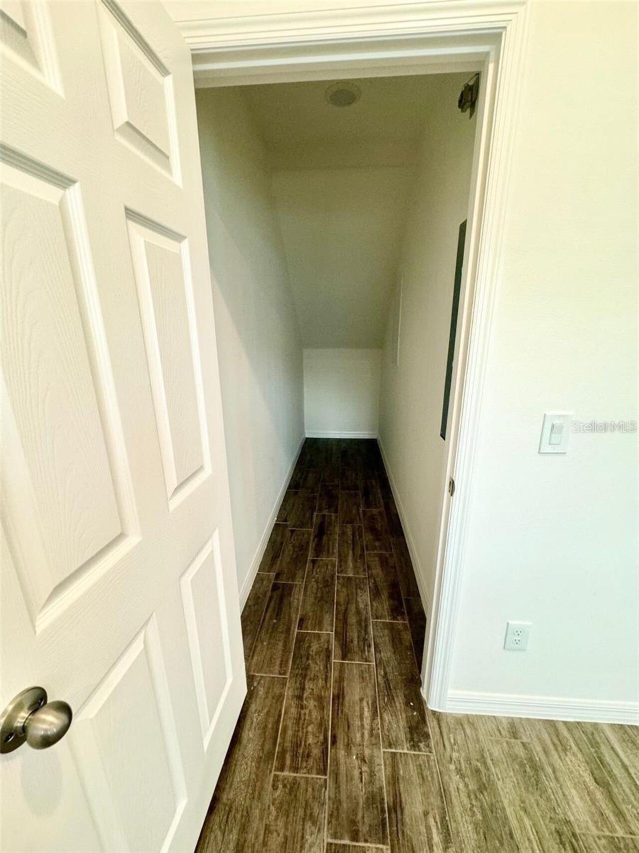 Listing Photo 10
