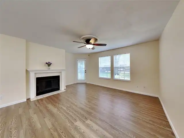 Listing Photo 6