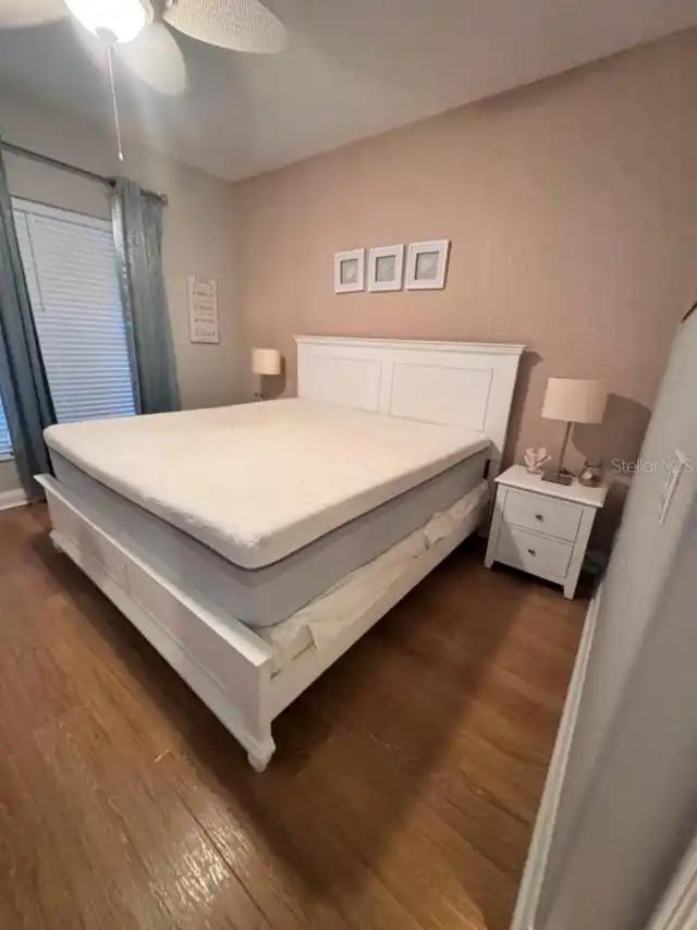 Listing Photo 11