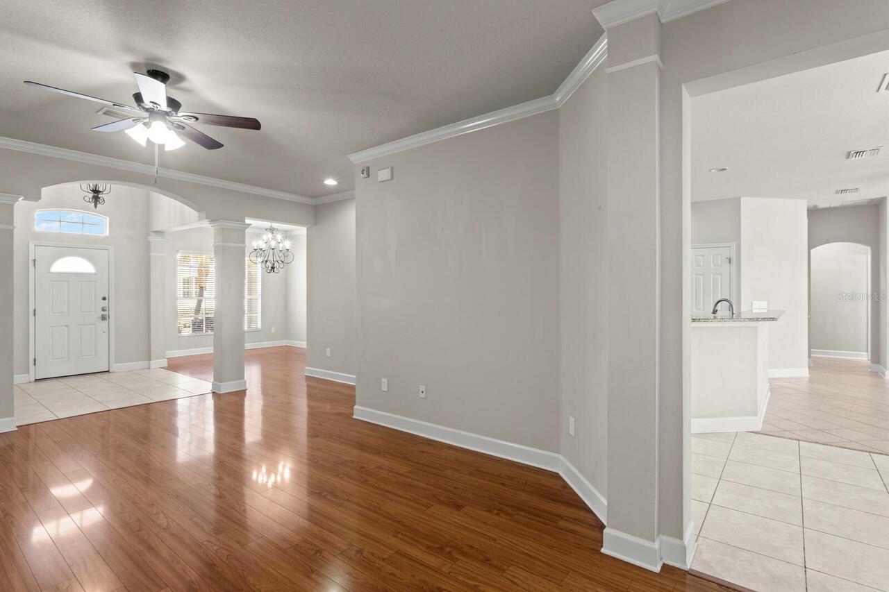 Listing Photo 14