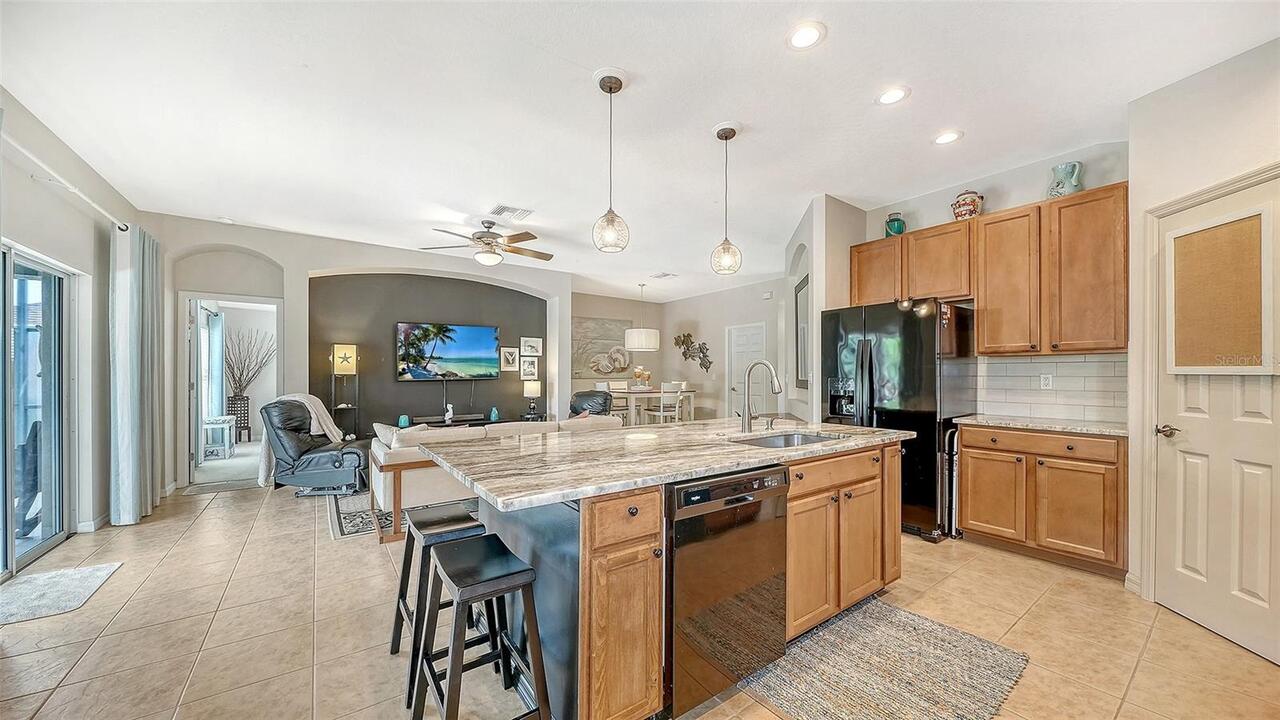 Listing Photo 16