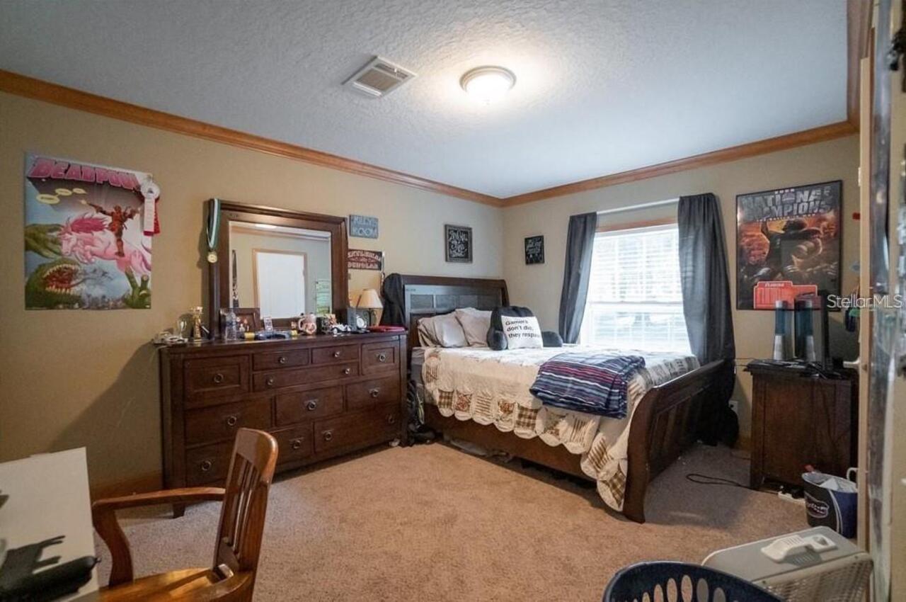 Listing Photo 10
