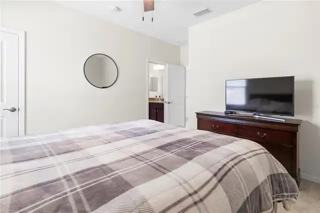 Listing Photo 33