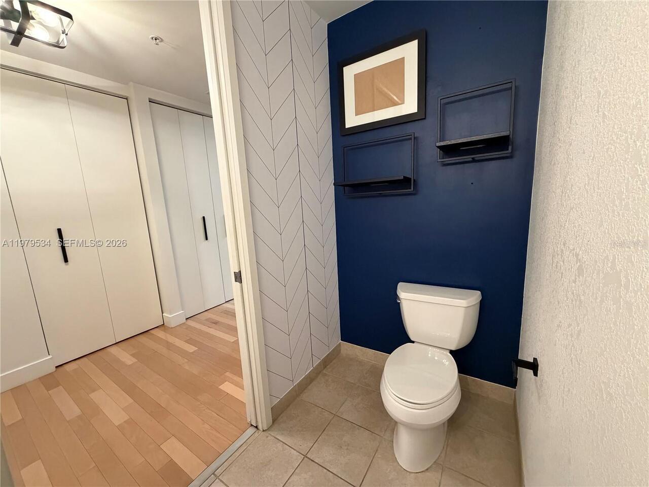 Listing Photo 11