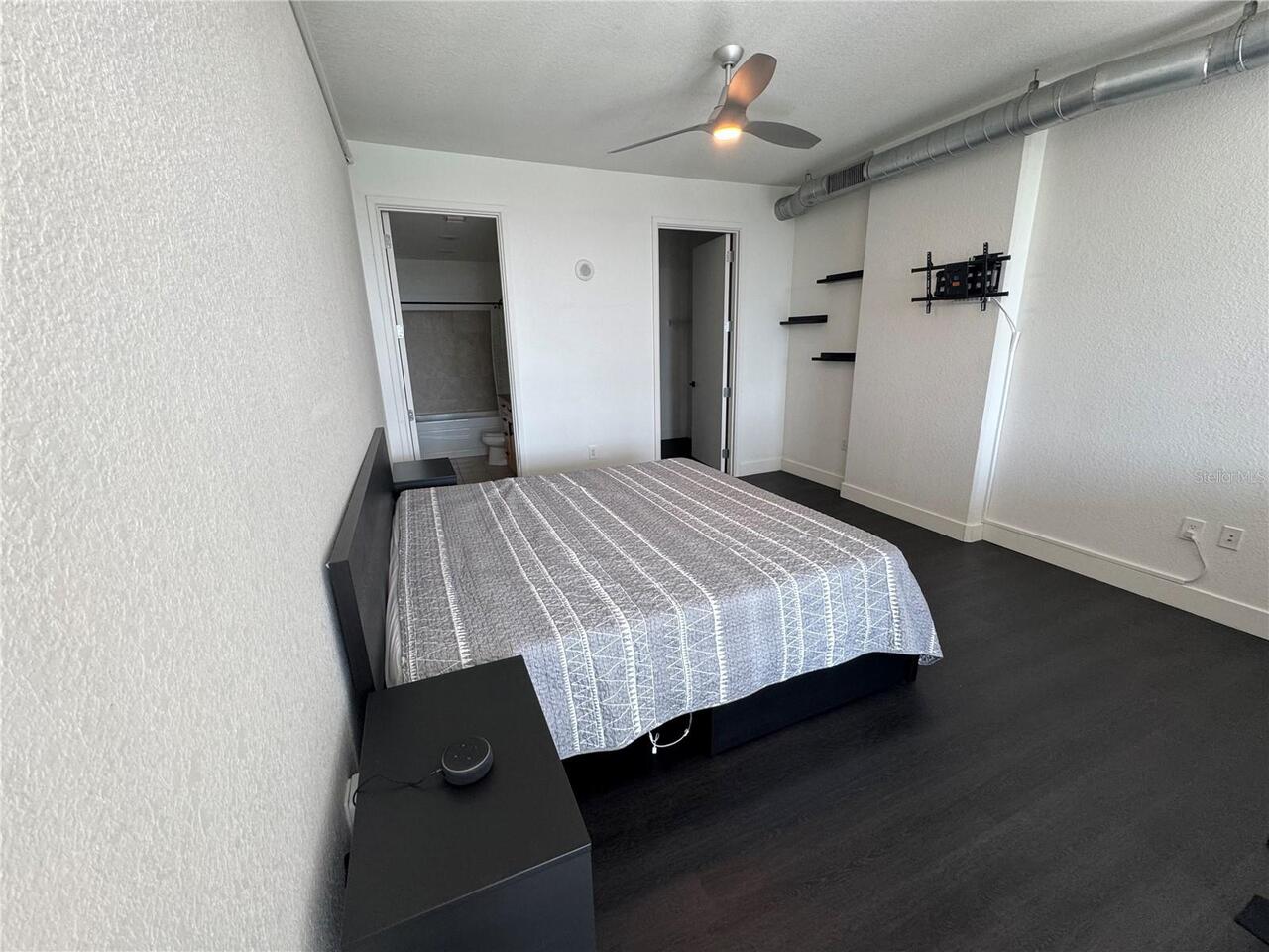 Listing Photo 23