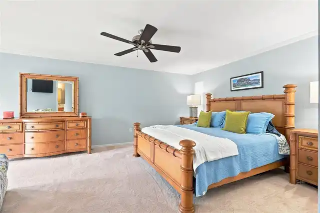Listing Photo 18