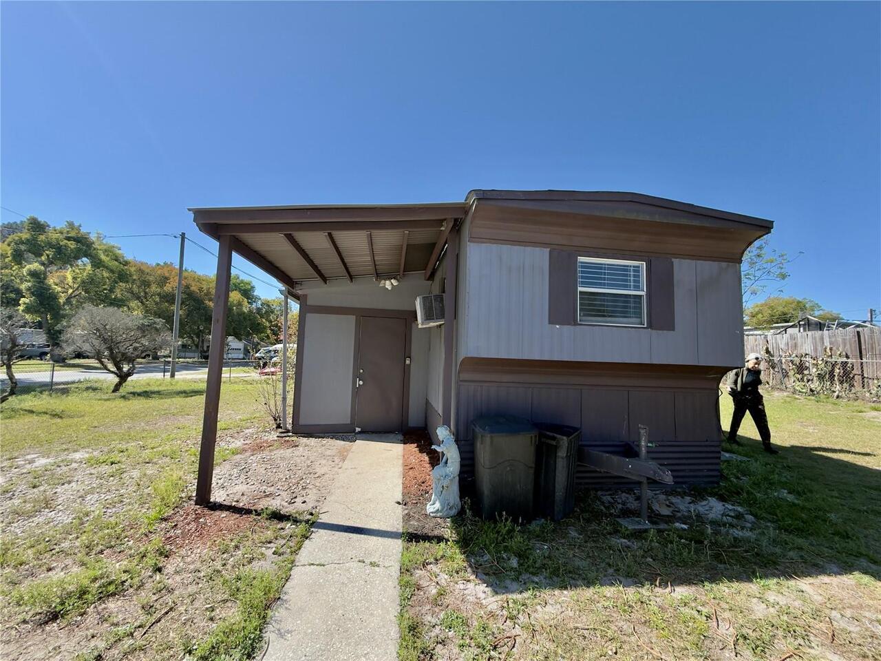 Listing Photo 14