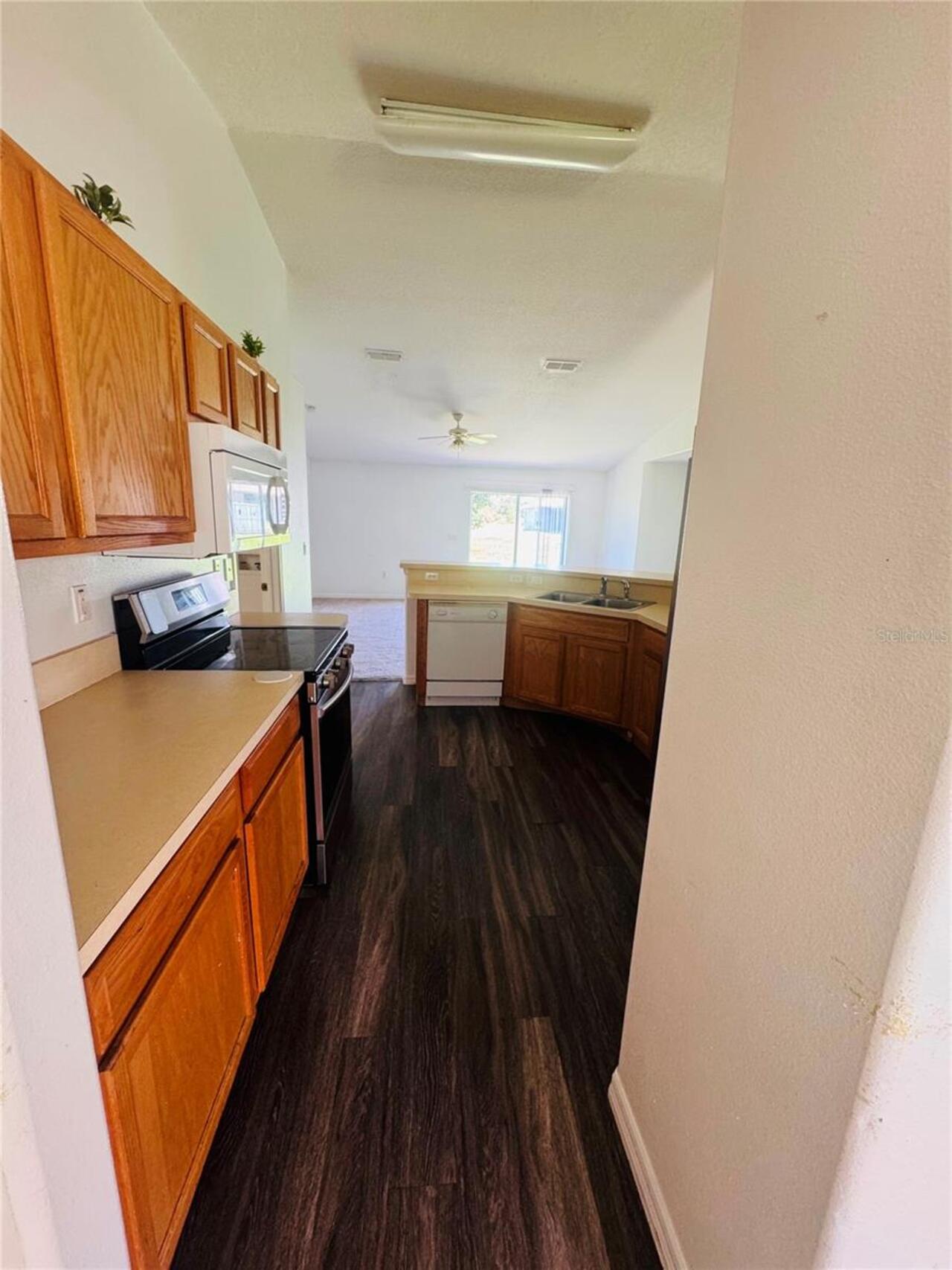 Listing Photo 14