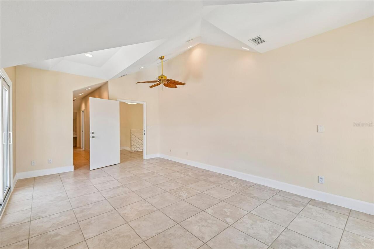 Listing Photo 33