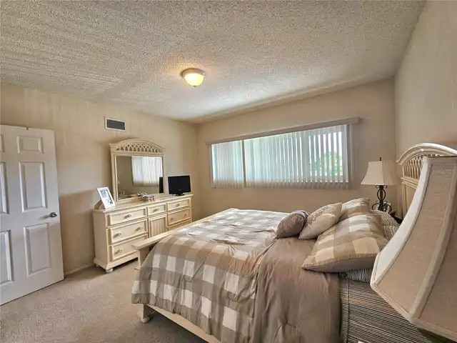 Listing Photo 24
