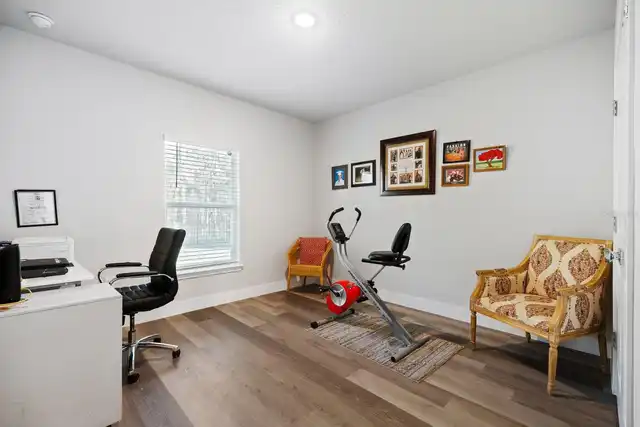 Listing Photo 26
