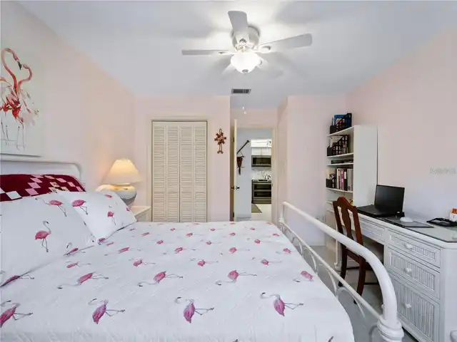 Listing Photo 14