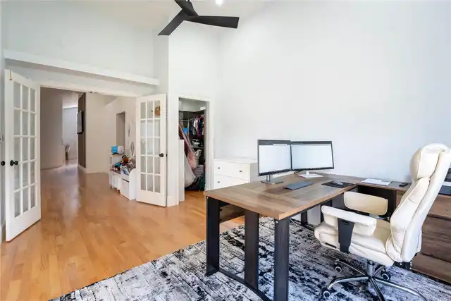 Listing Photo 8