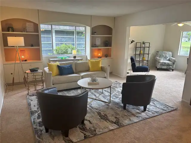 Listing Photo 11