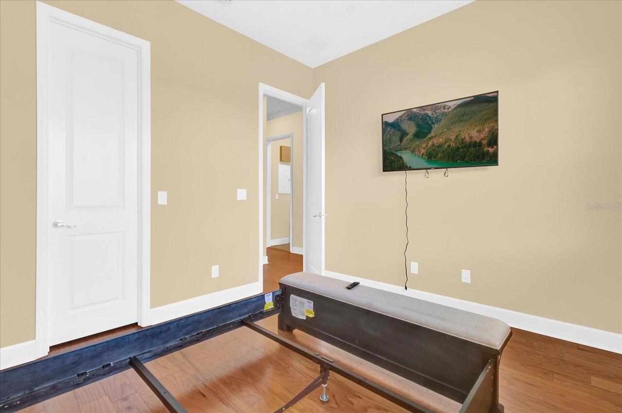 Listing Photo 22