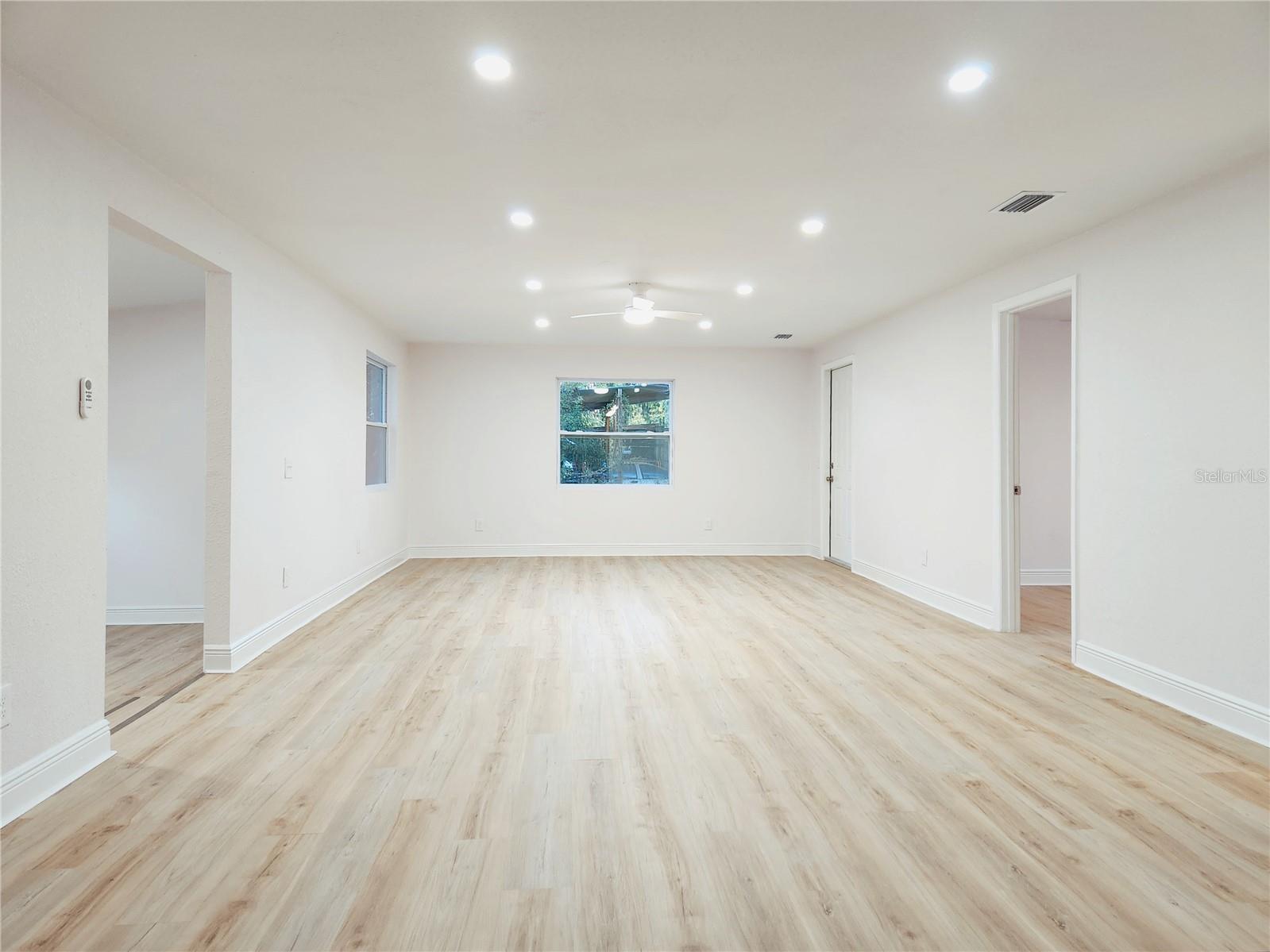 Listing Photo 38