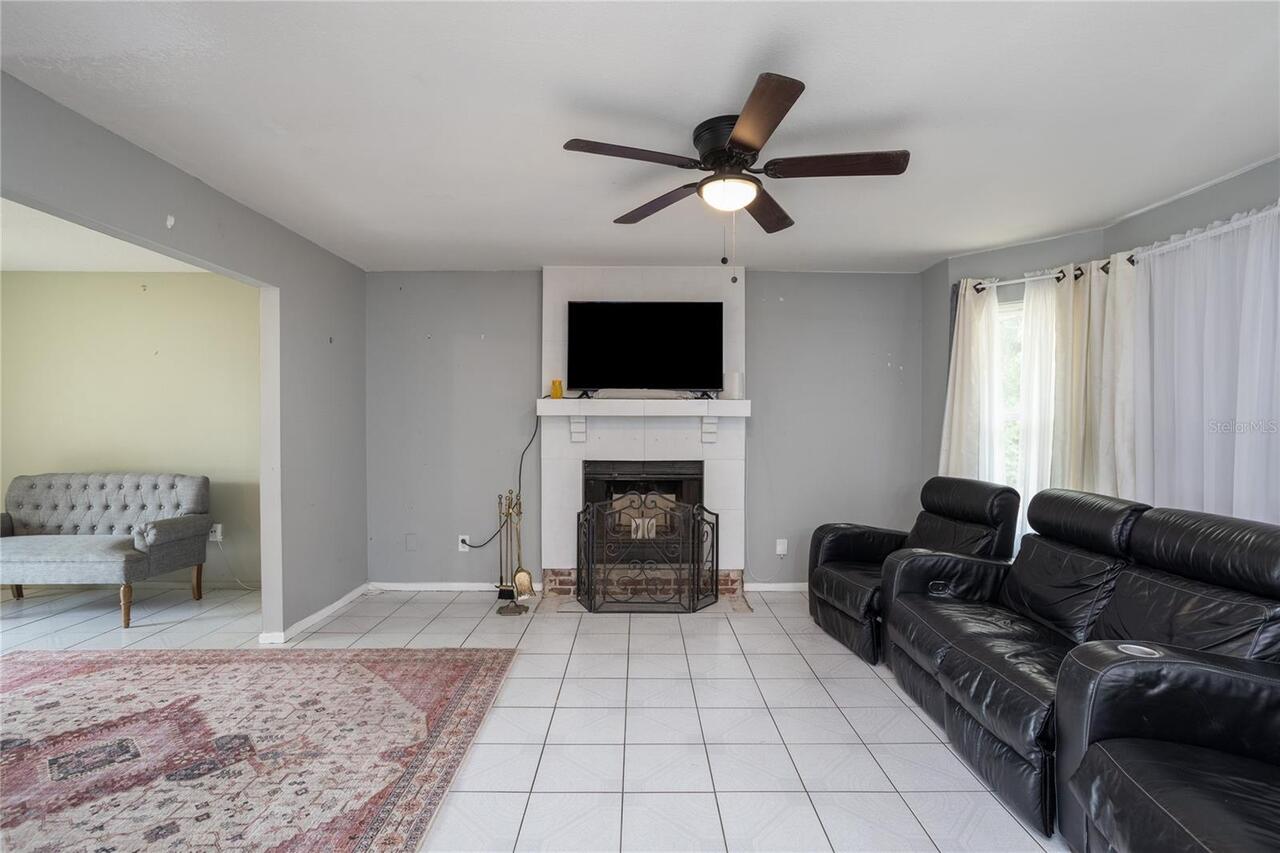 Listing Photo 17