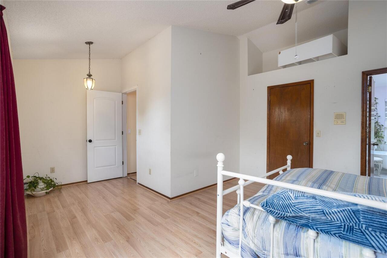 Listing Photo 25