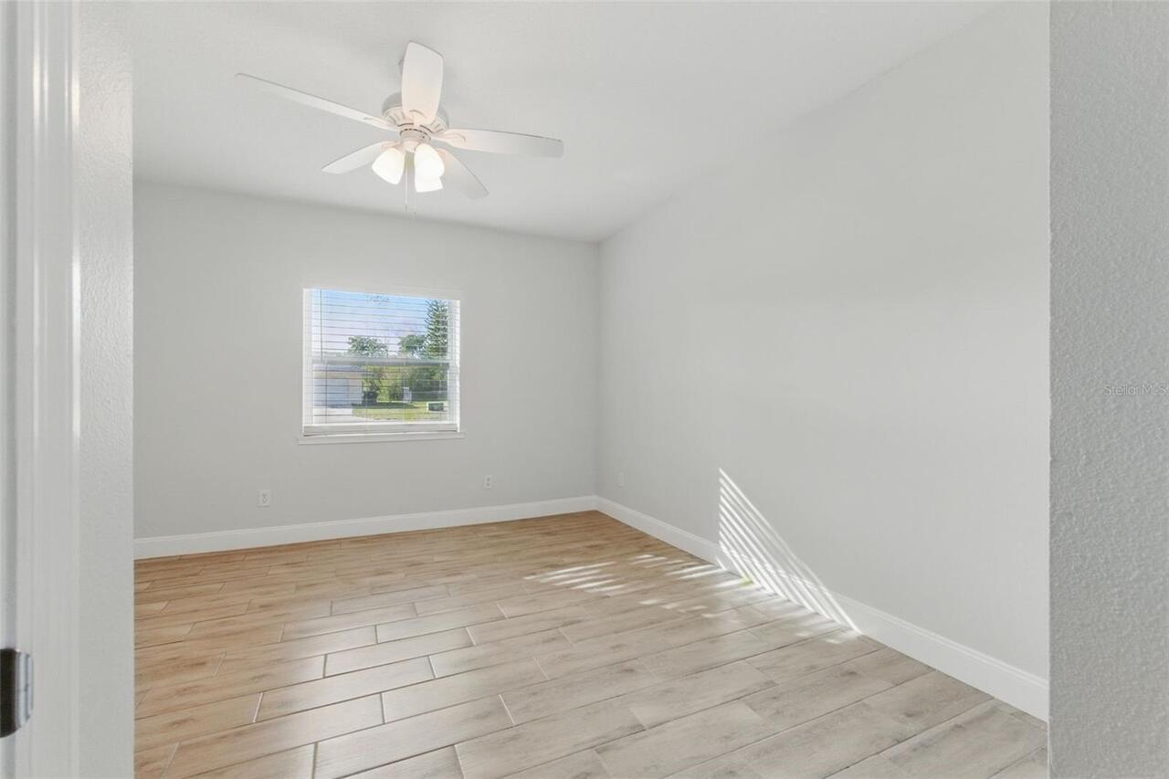Listing Photo 24