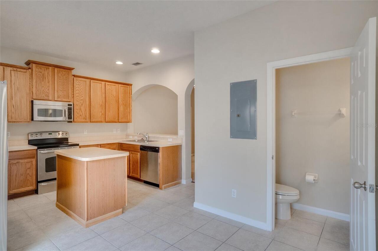 Listing Photo 9