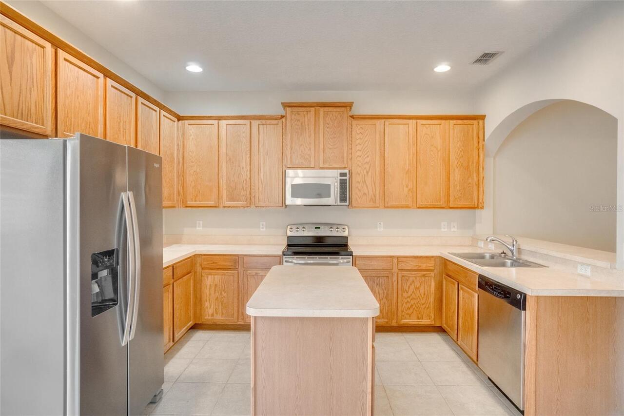Listing Photo 10