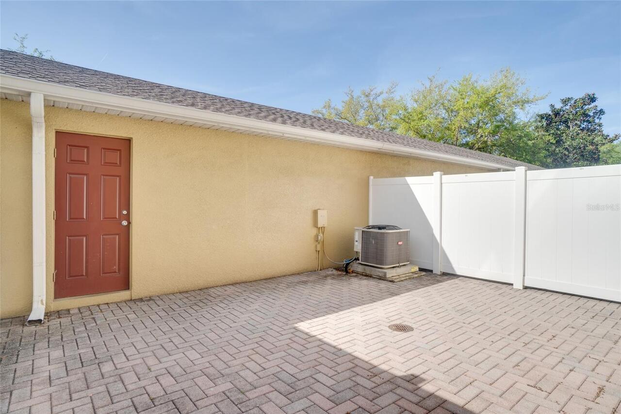 Listing Photo 22