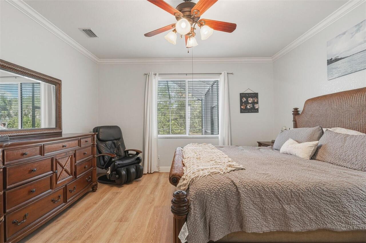 Listing Photo 33