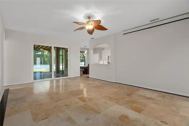 Listing Photo 29