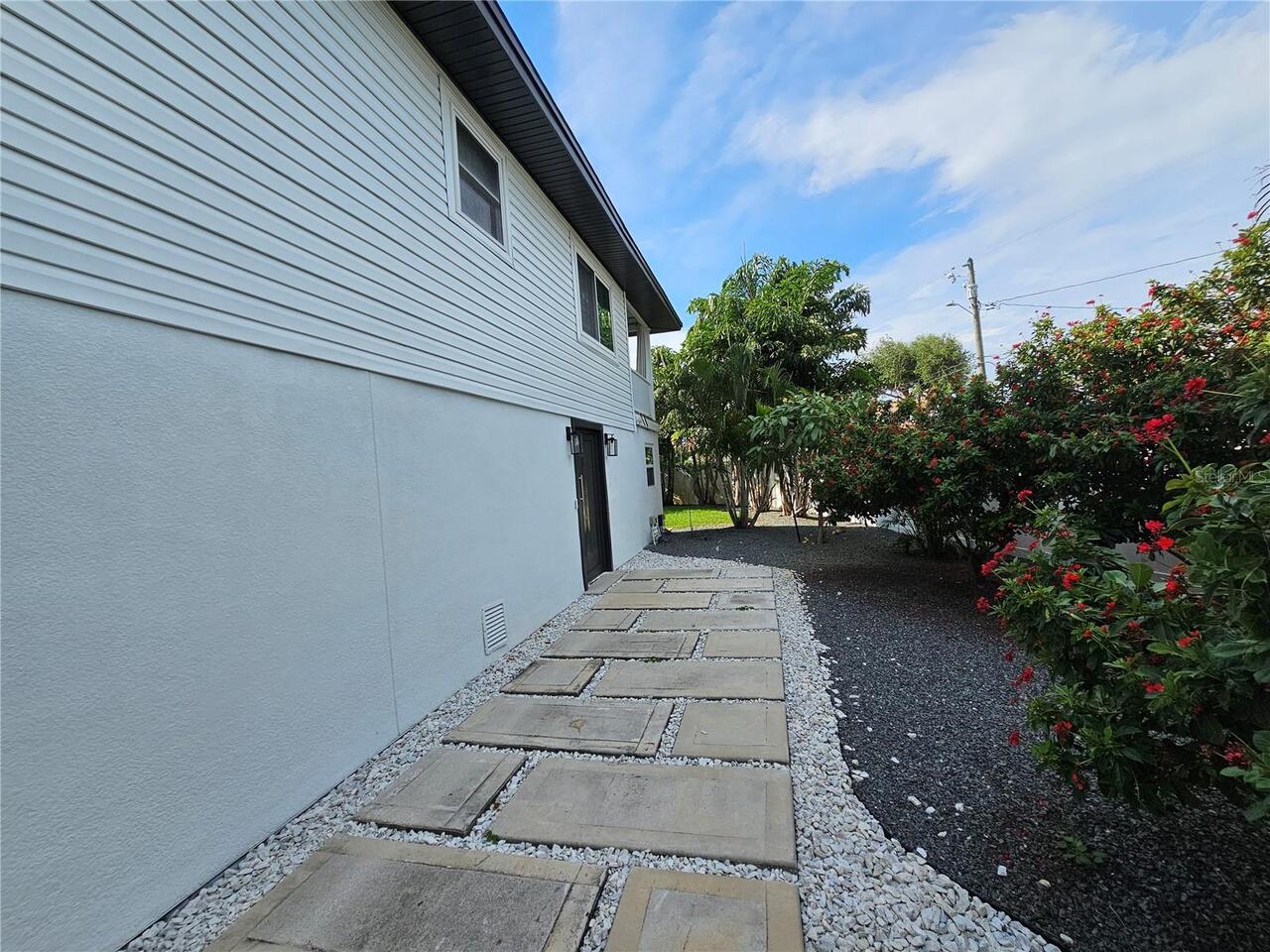 Listing Photo 33