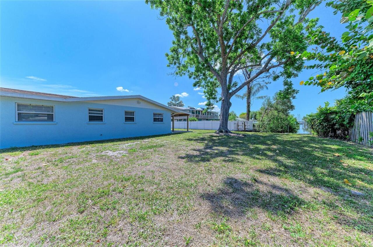 Listing Photo 42