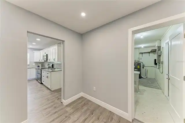 Listing Photo 17
