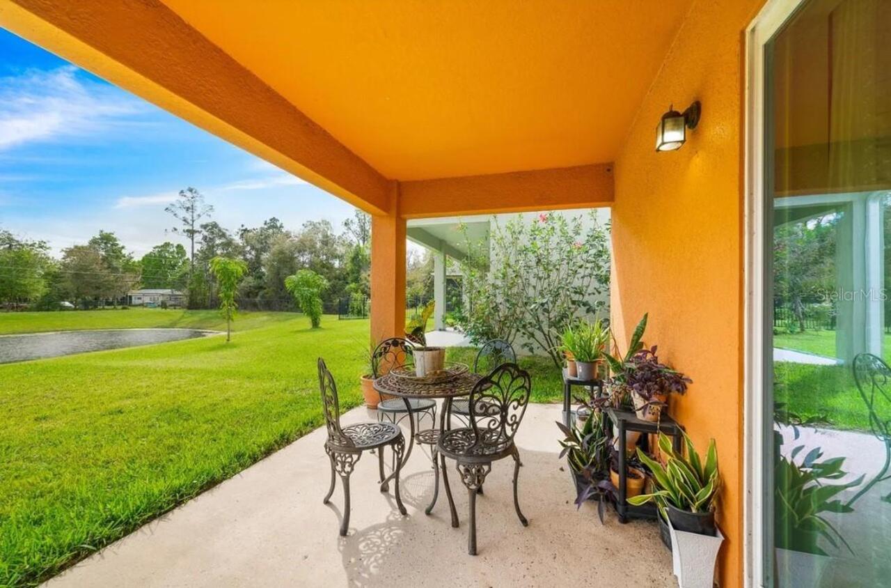 Listing Photo 8