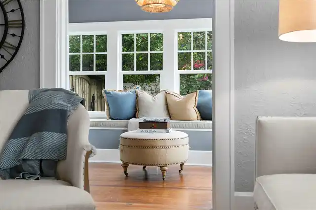Listing Photo 12